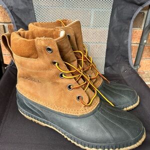 Sorel Men's Tan and Black Rain Boots 10.5